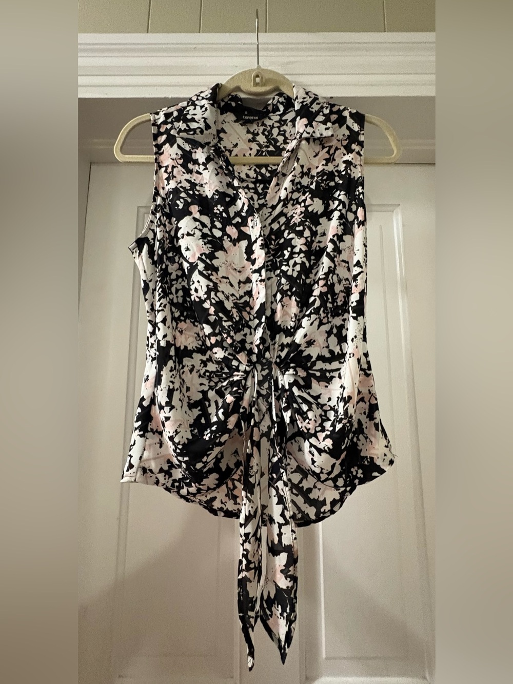 Express Sleeveless Button Up and Tie-Front Blouse Size Small